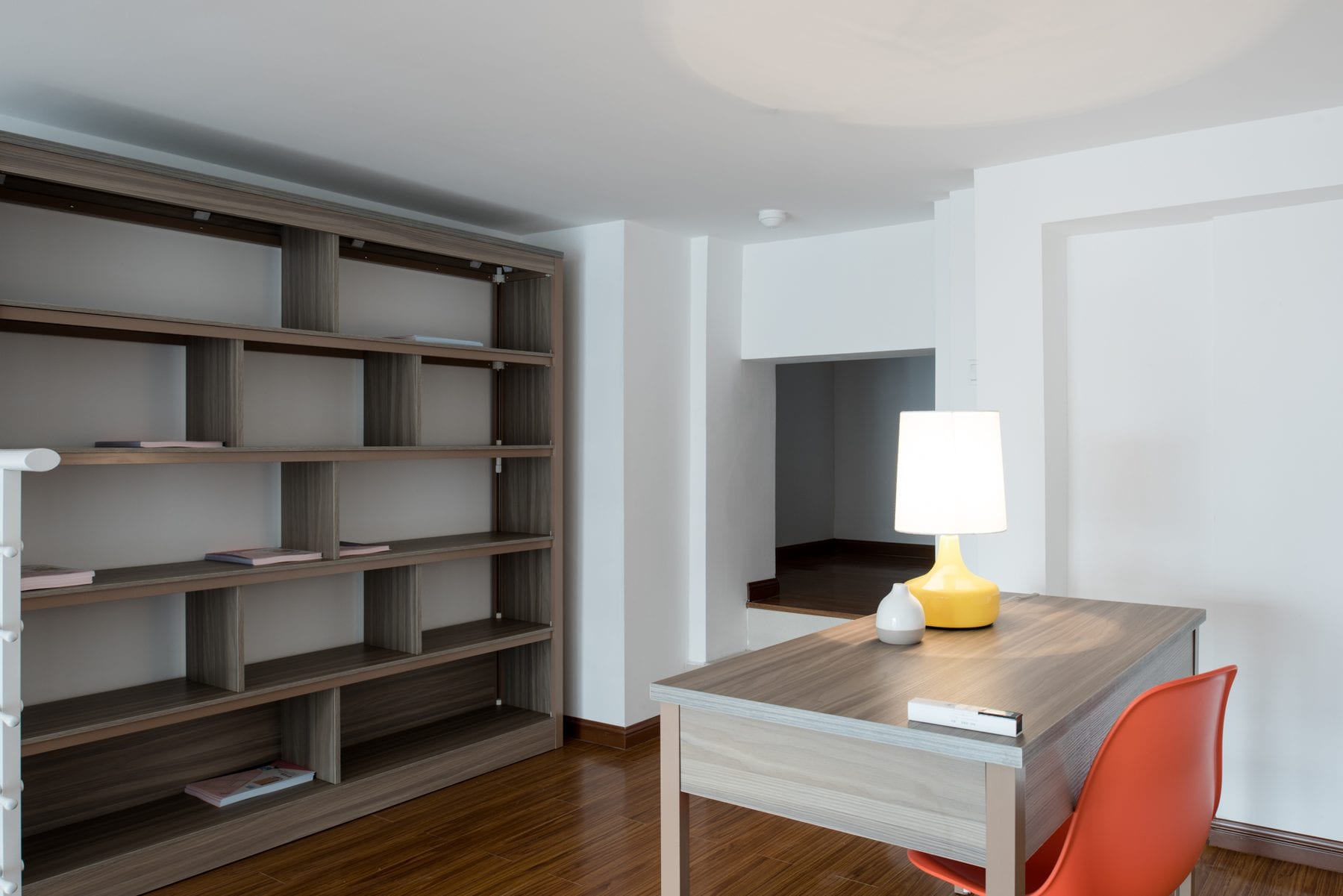 Furnished Apartment · 06