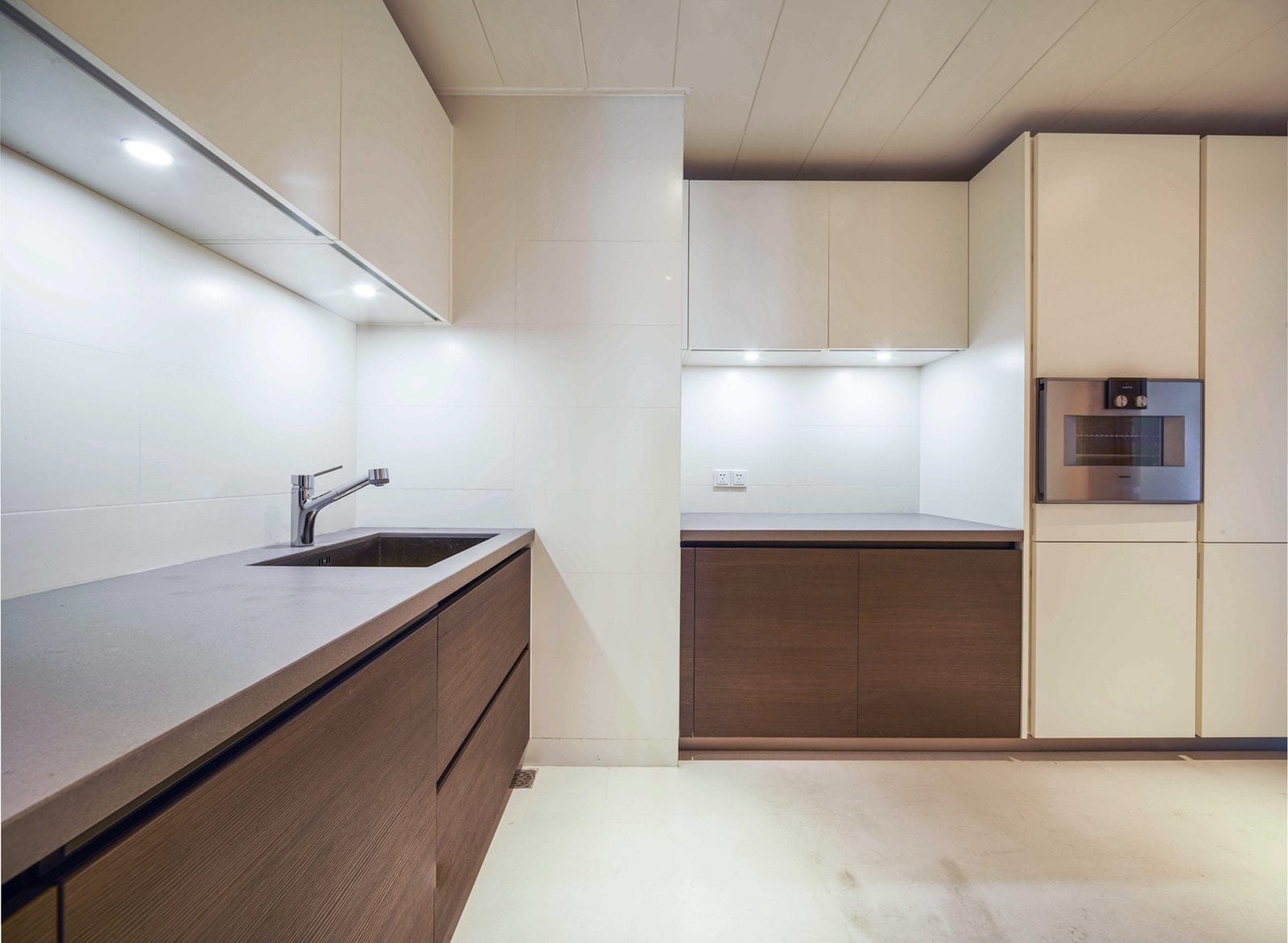 Furnished Apartment · 07